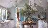 kitchen Steven often uses tile to clad the entire kitchen. It adds texture, pattern and is easy to clean.